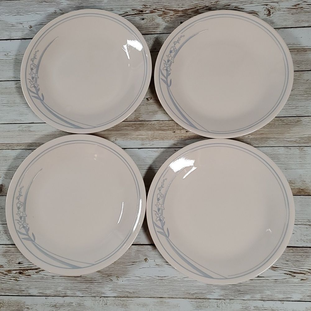 Corelle by Corning Blue Lily Pattern 4 Bread‎ Plates 6½"